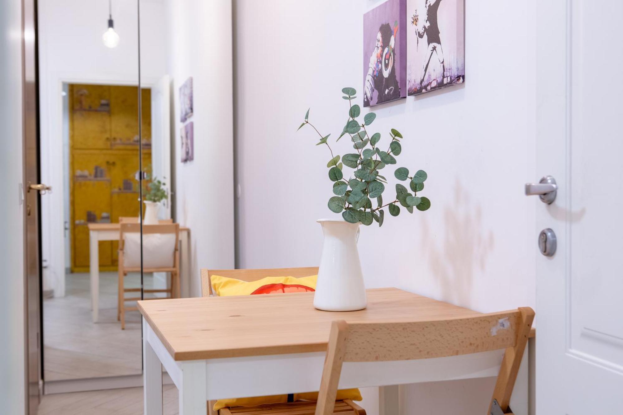 Stanza Comoda E Silenziosa Con Bagno Privato E Area Lavoro E Relax Privatunterkunft